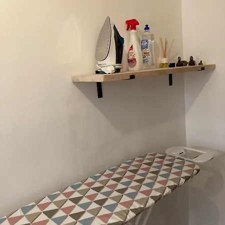 Apartment Doble Con Bano Grande Privado En Piso Compartido *