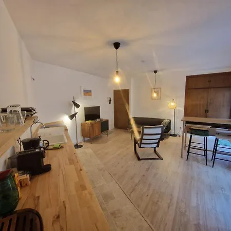Doble Con Bano Grande Privado En Piso Compartido Apartment